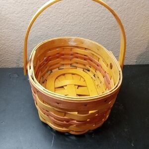 GORGEOUS Longaberger 7" Oval Wicker Basket